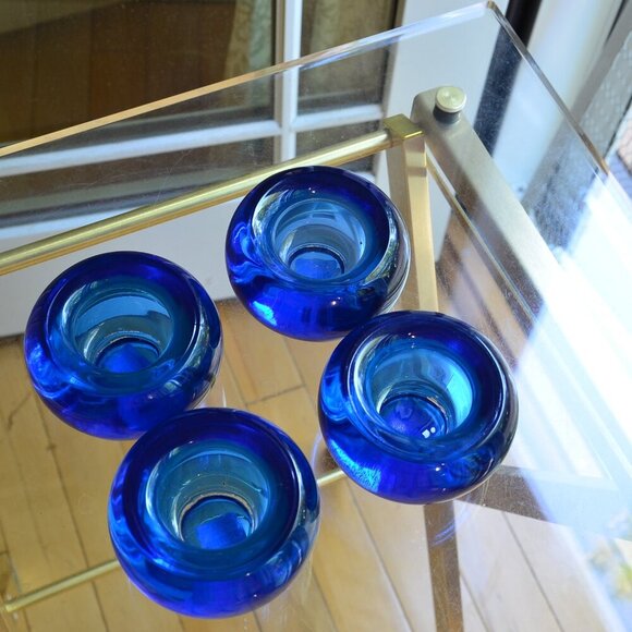 Set of 4 Crate & Barrel Glow Blue Glass Tealight Candle Holders - Picture 7 of 9